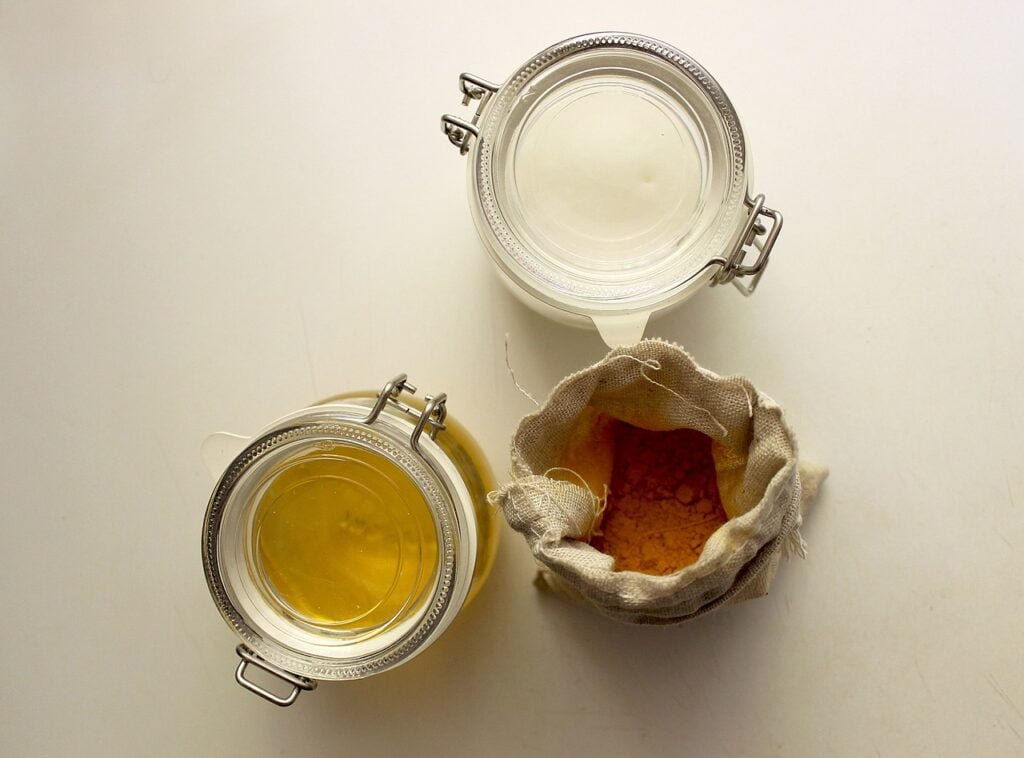 honey, turmeric, coconut oil-6779073.jpg
